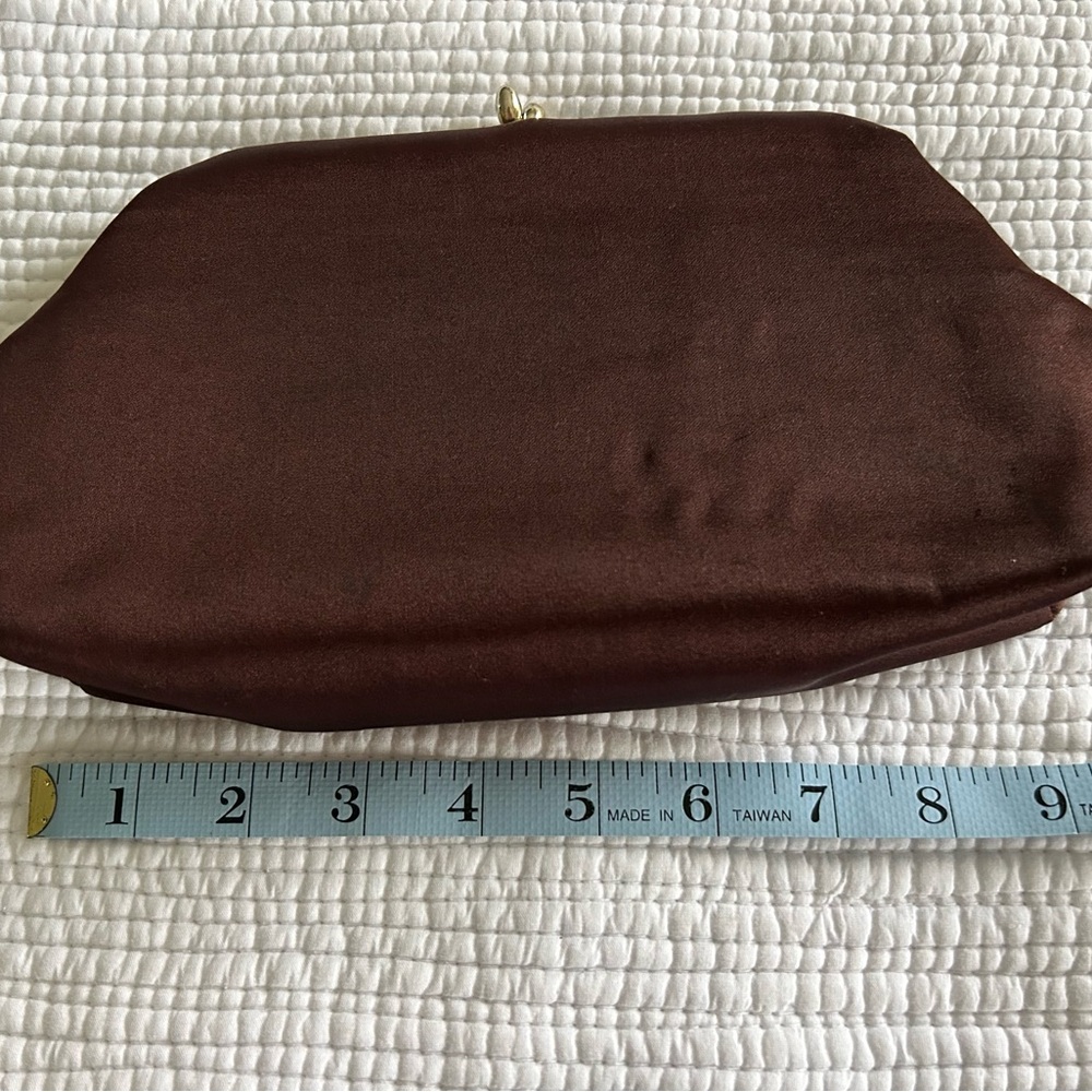 Burgundy/Brown Vintage Satin Clutch Purse with Gold Chain Detail & Coin Pouch - Picture 11 of 12